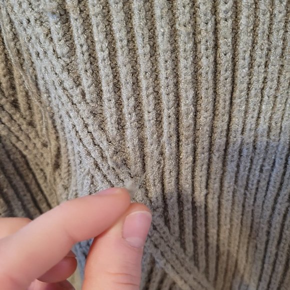 Bubble Soft Sweater - Picture 6 of 9